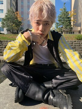 オムデュー(HOMME DEUX) 【HOMME DEUX】ホワイトベージュ×センターパート