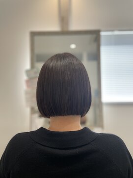 エズ(Eze) 顎ラインボブカット