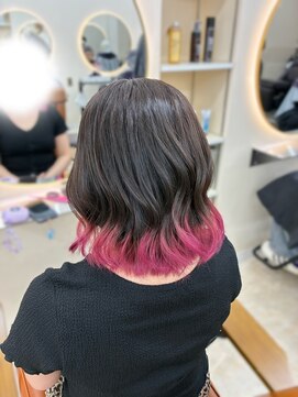 アン(Hair make un) グラデーションカラー/裾カラー/ピンク