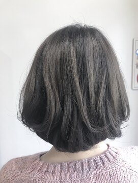 ハロ 蕨(HALO) ふんわりボブ