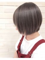 ラック 辻堂(LUCK) プラチナシルバー