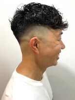 ビュー トウキョウ(VIEW TOKYO)&nbsp;スキンフェード×パーマ×サイドパート×スパイラルパーマ