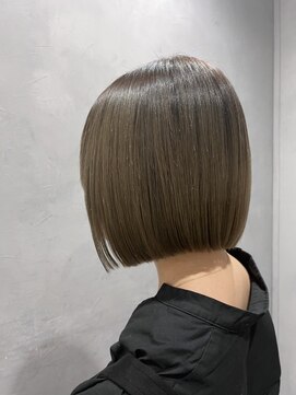 エイトセカンド 新宿三丁目店(EIGHT second) 切りっぱなしボブ