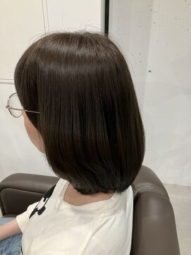 ウミトオト(umi to oto) 肩上ボブ