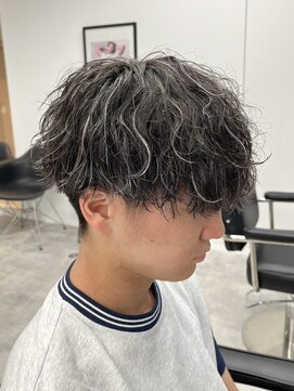 ラヴィズムバイフィフス(LUVISM by fifth) ツイストスパイラルパーマツイストパーマメンズマッシュパーマ