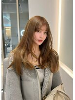 ノク(nok)&nbsp;バブみレイヤー_大人ガーリーダークアッシュ似合わせカット