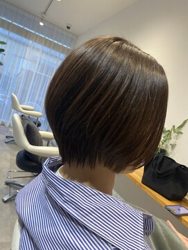 トキ(toki) 首元スッキリショートボブ