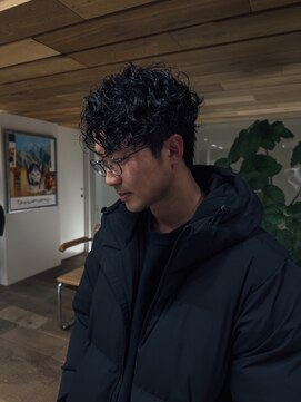 サーリー(SURLY) くるくるパーマニュアンスパーマハードパーマスパイラルパーマ