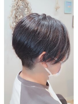 ククナ(kukuna) ショートカット　ツーブロック