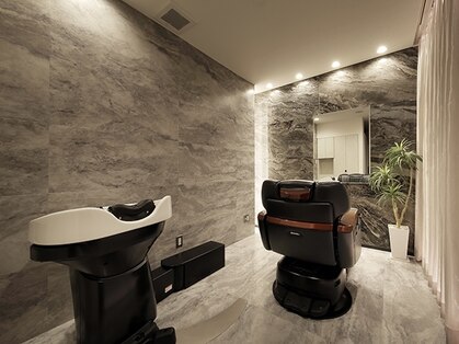 カミケンオム(kamiken. homme)の写真