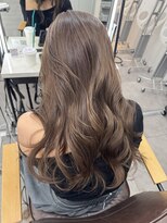 プラチナ(PLATINA) レイヤーカットハイレイヤーベージュカラーミルクティー