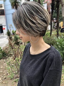 サニー 渋谷(SUNNY) バレイヤージュ、ハイライト、ショートカット、ダブルカラー