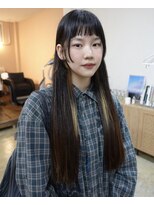 スイ チトセ(suiii chitose)&nbsp;インナーカラー×ストレートロング【千歳美容室】