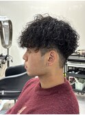 スペインカール スパイラルパーマ 刈り上げ メンズパーマ 眉毛