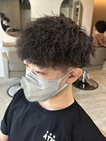 ブルニール 中崎町(BLEUNIR) ツイストスパイラル/刈り上げマッシュ