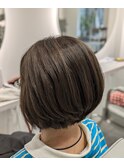 【70代でも若々しく見える】 明るめ白髪染め×丸みグラボブ