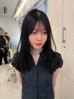 ネモネ バイ ミリー 梅田茶屋町(nemone by milly)&nbsp;韓国風ロングレイヤー×ナチュラルブラック