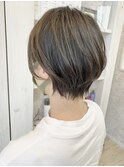 福山市美容室Caary 耳かけ丸みショート こなれヘア