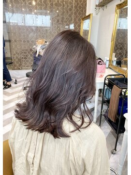 ロンドアベニール 北千住(Lond avenir) ワンブリーチ　ラベンダーベージュ　西田大樹