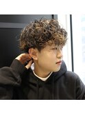 金メッシュ×波巻きプードルパーマ/メンズパーマ