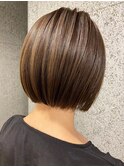 小顔見せショートベージュカラーブリーチしない透明感カラー