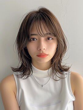 レヴ 草加店(LEV.) 美髪外ハネボブホワイトブロンド