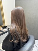 大人かわいいシルキーベージュ