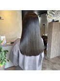 チャコールグレー髪質改善ストレート×艶感オリーブグレージュ
