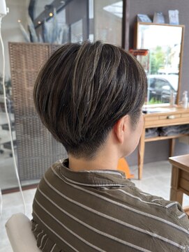 ヘアー ル シェーヌ ワンセカンド(hair le chene 1/2) ショート刈り上げデザインカラー