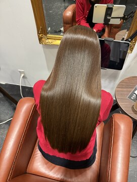 シアー 大阪梅田(SHEER.) 髪質改善×縮毛矯正×酸性ストレート【大阪梅田,中崎町美容室】