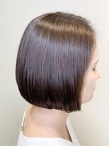 キトリー 立川(kitly)&nbsp;ハイライト（白髪ぼかしハイライト）×ボブ