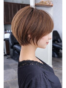 ザ シー 海老名(The C) 30代40代50代◎大人ナチュラルレイヤーショートボブ「The C」