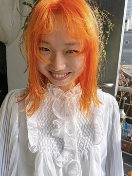 ペッシェ(pesce) pesce ブリーチ/インナーカラー/ダブルカラー/縮毛矯正/パーマ