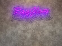 RAYGLOW by HEADLIGHT 那珂店【レイグローバイヘッドライト】【3月1日OPEN（予定）】の雰囲気（パープルのロゴネオンサイン◎）