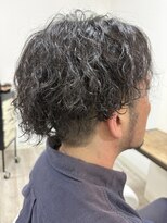 フォンタナ(Fontana)&nbsp;ツイストスパイラル×ツーブロックパーマ