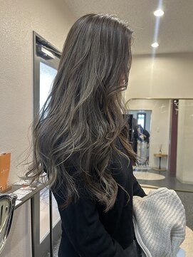 イット(it.) kana ケアブリーチ ハイライト