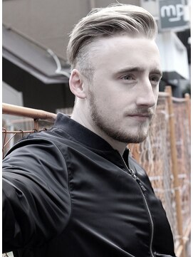 ジジバイワースホワイル(jiji by WORTH WHILE) デビット・ベッカム 風 サイドバックポンパヘアー