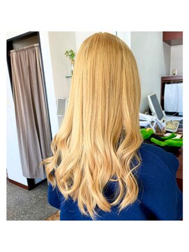 ロコヘアーバイクルル(Loco hair by couleur) ♯ミディアム♯ブリーチ♯抜きっぱなし♯高知美容室♯ハイトーン
