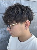 メンズマッシュパーマ波巻スパイラルパーマニュアンスパーマ眉毛