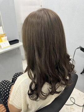 アオアクア バイ グルグル 小岩店(ao akua by GULGUL) .オリーブベージュ.