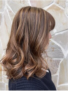 サロン ド ハル salon de HARU ハイライトカラー