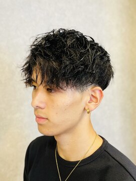 アストロ(ASTRO) ツイストスパイラルパーマツイスパパーマメンズ刈り上げ
