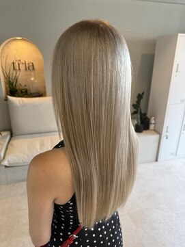 トリア(the tria) 【MAIYA】ホワイトベージュ