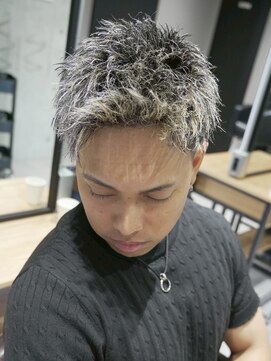 メッツ 原宿(METS) MEN'S/ハイライト×アップバングショート/短髪/スキンフェード