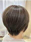襟足すっきり！上品ショート