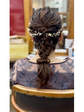 ベル(BELL) 編みおろしヘアアレンジ【BELL用賀・桜新町】