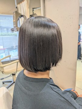 ヘアーメークテスタヴァンティ (Hair make Testavanti) シンプルボブ