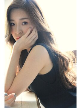 チョビー(Chobii) [chobii表参道]1164デジタルパーマ小顔カットバレイヤージュ栗原