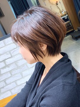 アヴァロン(AVALON) 40、50代にオススメ!絶壁解消くびれ前下がりショート