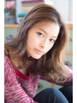 エリア(area) 【area本店 西大島】ベージュカラー 無造作 カール ふわミディ☆